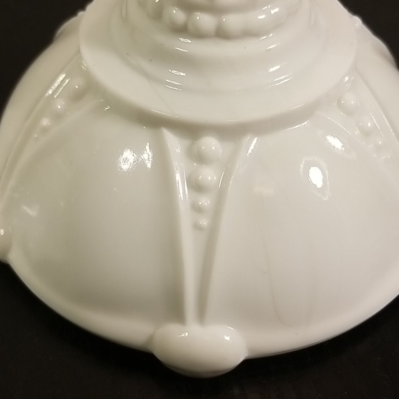 Oyster & Pearl Vitrock candle holders - Picture 6 of 8